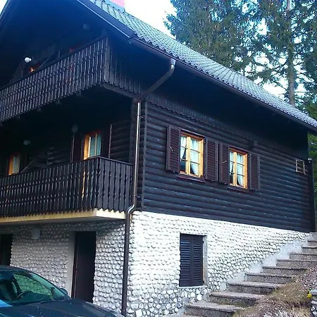 Jelka * קרנייסקה גורה